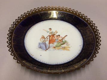 Présentoir à gâteaux - Porcelaine