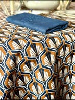 Art-deco-geprint tafelkleed voor ruime tafels. 2,70 x 1,80 m
