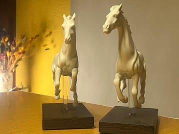 Lladró - Alfredo Llorens - sculptuur, Galope I (2) - 17 cm -