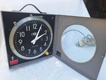 Horloge - Rijou - Métal - 1960-1970