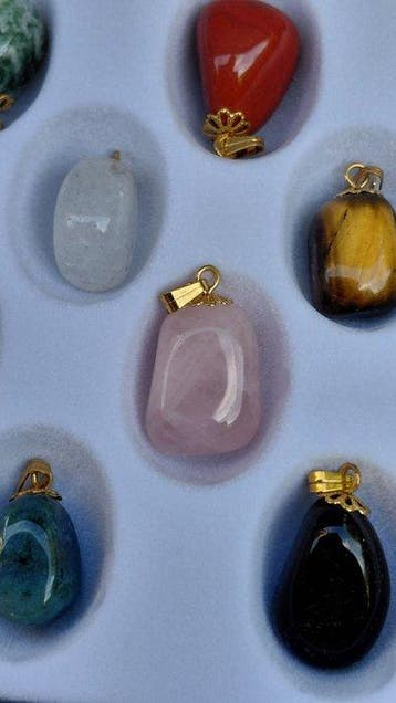 Magnifique collier en pierres précieuses - quartz clair,