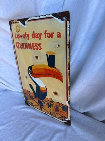 Guinness Toucan – Lovely Day for a Guinness – Emaille