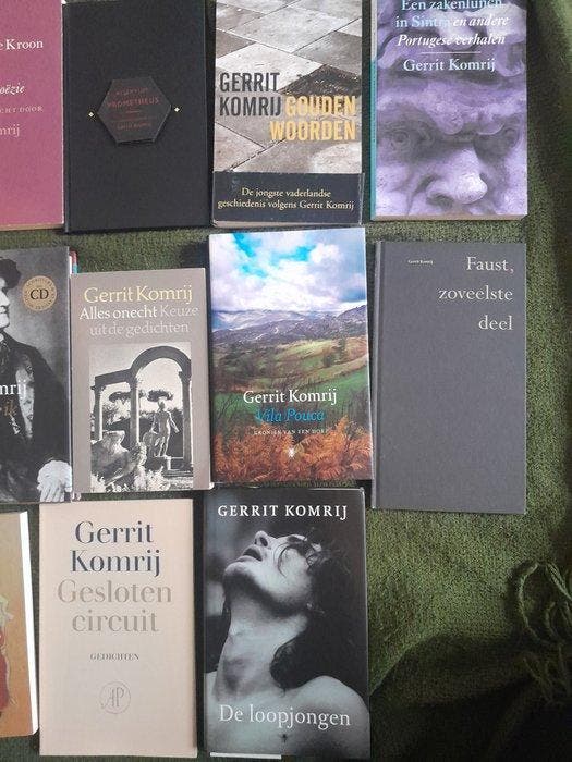 Gerrit Komrij - Lot met 19 gesigneerde uitgaven: poëzie,, Antiek en Kunst, Antiek | Boeken en Manuscripten