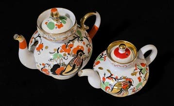 Lomonosov - Theepot (2) - Porselein - Rooster Teapots