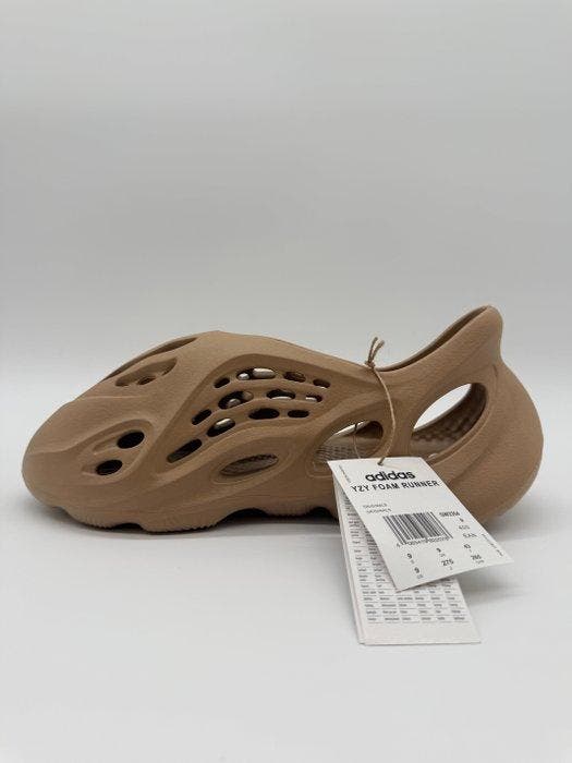 Yeezy X Adidas - Yeezy Foam Runner Ochre - Sneakers - Maat:, Vêtements | Hommes, Chaussures