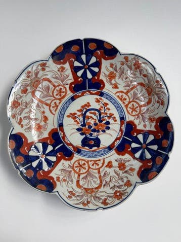 Onderbord - Porselein - Bloemvormige Imari