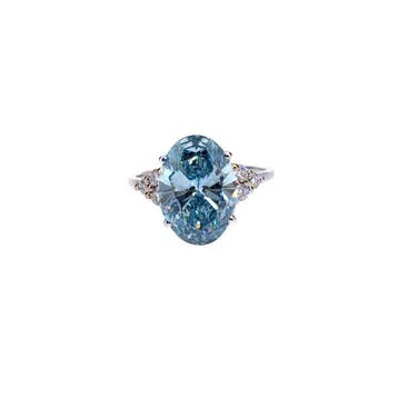 Ring - 14 karaat Witgoud - 5.32ct. tw. Blauw Diamant (Fancy, Nieuw