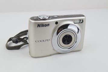Nikon Coolpix L21 Digital Compact Camera Appareil photo