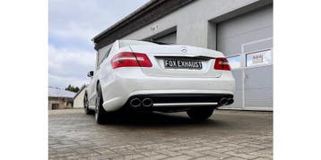 FOX Mercedes E-Klasse 212 einddemper rechts/links - 2x115x85, Autos : Pièces & Accessoires, Verzenden