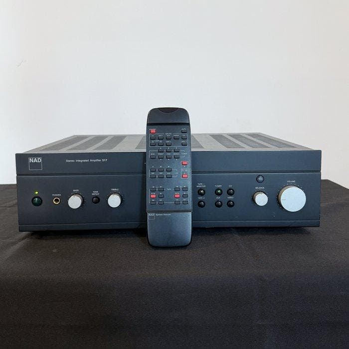 NAD - 317 Solid state geïntegreerde versterker, TV, Hi-fi & Vidéo, Radios