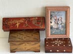 Collectie merkartikelen - Opbergdozen Met Diverse Motieven -, Antiek en Kunst