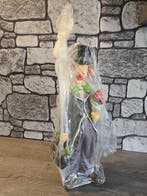 Jun Asilo Filipijnen - Jun Asilo - Statue, Clown met tas -