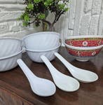 Themacollectie - Vintage melamine ramenkommen set met lepels, Antiek en Kunst