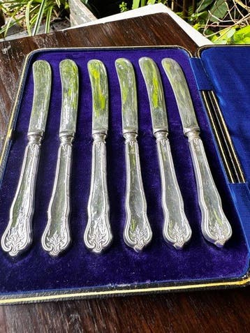 Antique English 925 Sterling Silver Handled Fruit/Dessert