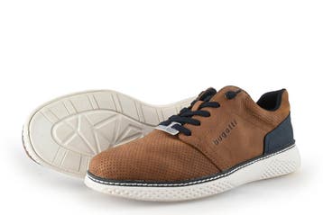 Bugatti Sneakers in maat 41 Bruin, Kleding | Heren, Schoenen, Bugatti, Bruin, Verzenden, Zo goed als nieuw