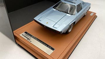 Tecnomodel 1:18 - Modelauto - Ferrari 308 GT Rainbow by