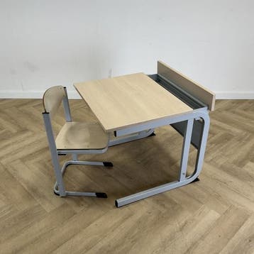 Vanerum complete schoolset (blauwe stip) 1x stoel + 1 x