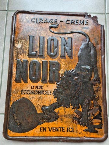 lion noir - Zwarte leeuw reclamebord - lion noir -, Antiek en Kunst