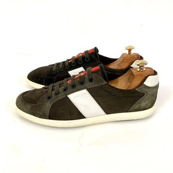 Prada Low Top Sneaker Brown/White 4E 2845 UK 8 - Sneakers -