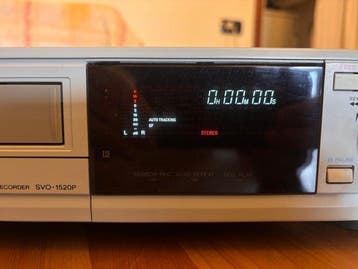 Sony SVO-1520P Professional VHS Hi-Fi Videocassette Recorder