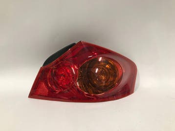Infiniti G37 Sedan 07-13 rechter LED achterlicht Europa, Verzenden