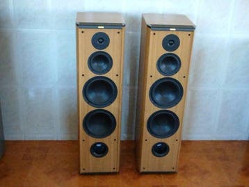 Jamo - Klassieke 10/4-weg basreflex vloerstaande luidspreker, Nieuw