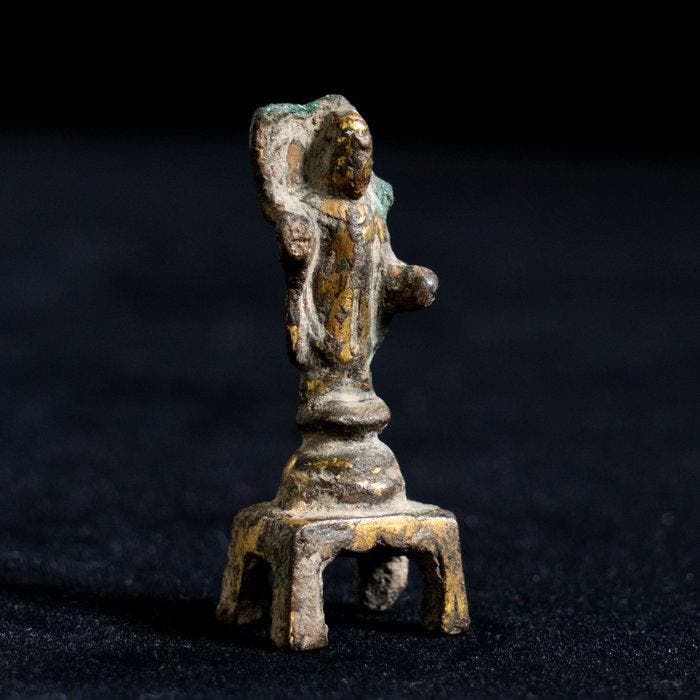 Oud-Chinees, Sui-dynastie Brons Verguld bronzen figuur van, Antiek en Kunst, Antiek | Overige Antiek