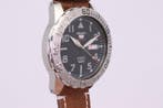 Seiko - Seiko 5 - Zonder minimumprijs - SRP755J1 | 4R36-04W0