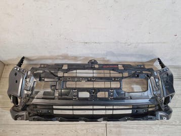 Mitsubishi Outlander III voorbumper, Verzenden, Gebruikt