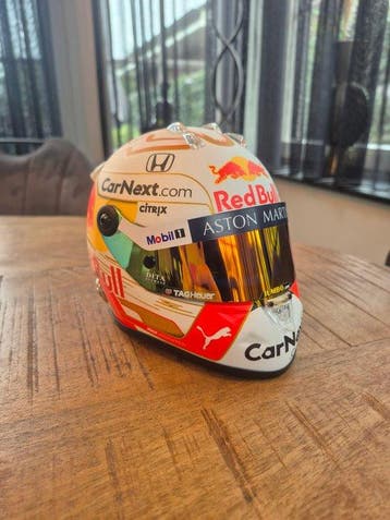 Red Bull Racing - Max Verstappen - 2020 - Casque à l’échelle