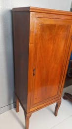 Kabinet - Walnoot, Hout