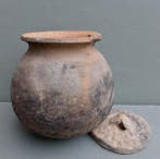Bronstijd t/m 900 Aardewerk Kom - 19.7 cm - Grote kookpot en