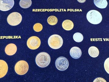 Europa. Circulation Coins of 10 New EU Nations – A Piece of