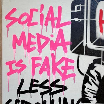 STRINK - SOCIAL MEDIA