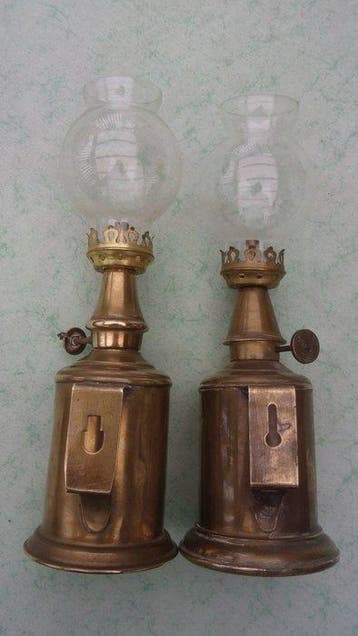 Lampe (2) - Laiton doré - Deux lampes dite Pigeon