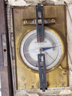 Neuhöfer & Sohn, Wien - Landmeter kompas - Messing, Glas,