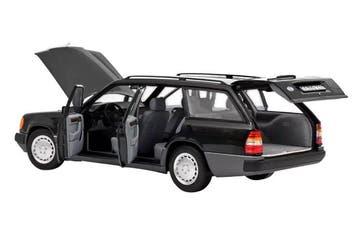 Norev 1:18 - Voiture miniature - Mercedes-Benz 300TE W124, Nieuw