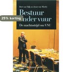 Bestuur onder vuur 9789047000525 Joost van Mierlo, Verzenden, Zo goed als nieuw, Joost van Mierlo