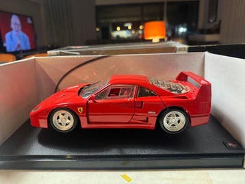 Hot Wheels 1:18 - Modelauto - Ferrari F40