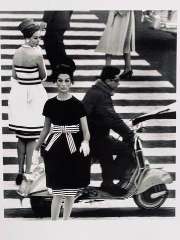 William Klein - Roma, Piazza di Spagna - 1961