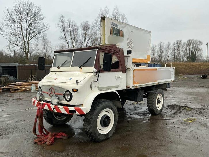 Online veiling - Mercedes Unimog Vrachtwagen, Auto's, Vrachtwagens, Ophalen