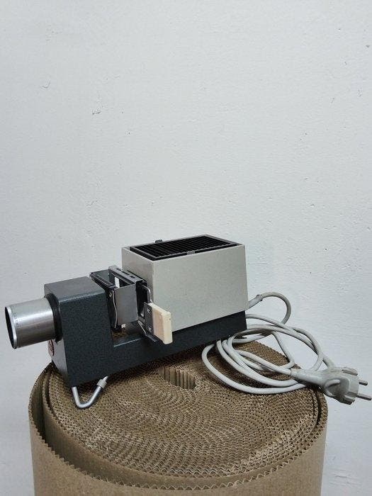 Leitz Pradix 35 mm diaprojector, Verzamelen, Foto-apparatuur en Filmapparatuur