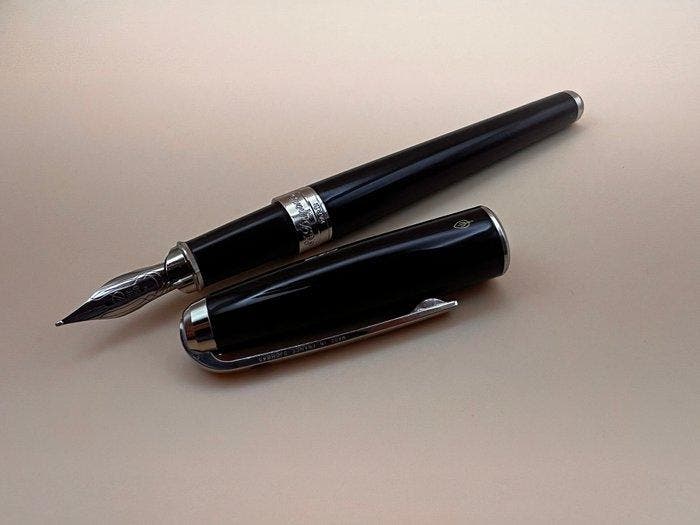 S.T. Dupont - Line d - Zonder minimumprijs - Vulpen, Verzamelen, Pennenverzamelingen