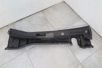 plastic onderpaneel Toyota Corolla Cross 55708-16170, Verzenden, Gebruikt