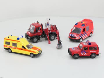 Hulpdiensten set B Brandweer en Ambulance +/- 1:24, Ophalen of Verzenden