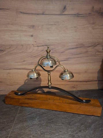 Dispenser - Versiering Janczar - Messing