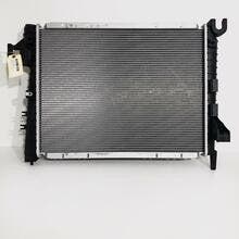 Radiator (without filler cap) - Dodge Ram 1500 2002-2008, Autos : Pièces & Accessoires, Ophalen of Verzenden
