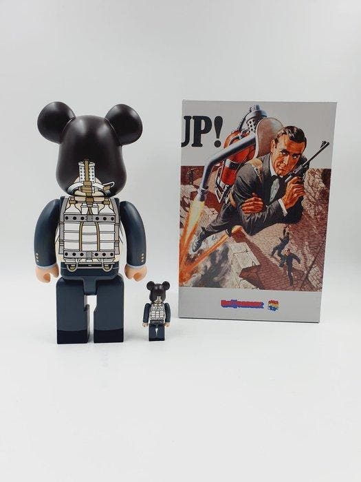 Medicom toy x James Bond - Be@rbrick 007 James Bond, Antiek en Kunst, Kunst | Designobjecten