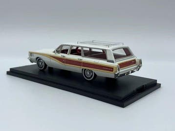 Goldvarg 1:43 - Modelauto - Mercury Colony Park Kombi