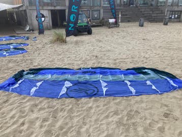 Flysurfer Hybrid 9,5, Watersport en Boten, Kitesurfen, Gebruikt